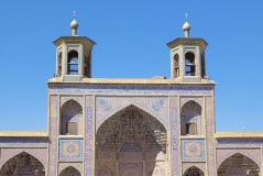 گزارش تصویری گلگشت پرسنل انستیتو قلب و عروق شهید رجایی به شهر شیراز