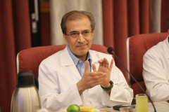 تجلیل باشکوه از پزشکان تیم پیوند قلب انستیتو شهید رجایی با حضور استاد پرویز پرستویی