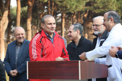 تیم خدمات جام قهرمانی لیگ فوتبال کارکنان انستیتو قلب و عروق شهید رجایی را از آن خود کرد