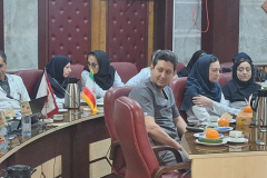 برگزاری جلسه هم‌اندیشی اساتید هیئت علمی با محوریت اخلاق حرفه‌ای در پزشکی در انستیتو قلب و عروق شهید رجایی