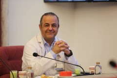 برگزاری مراسم گرامیداشت روز استاد در انستیتو قلب و عروق شهید رجایی