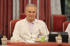 برگزاری مراسم گرامیداشت روز استاد در انستیتو قلب و عروق شهید رجایی