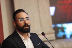 برگزاری مراسم گرامیداشت روز استاد در انستیتو قلب و عروق شهید رجایی